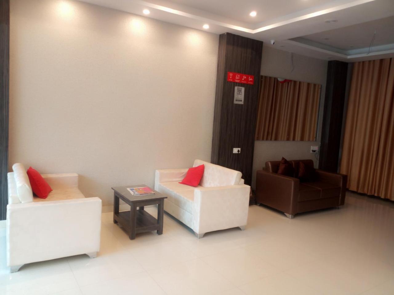 Hotel Rudraksha Inn 德奥加尔 外观 照片
