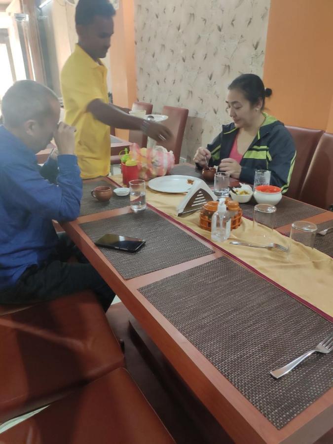 Hotel Rudraksha Inn 德奥加尔 外观 照片